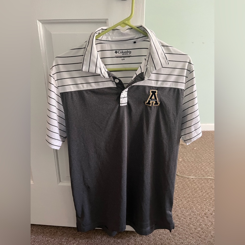 App state polo size small